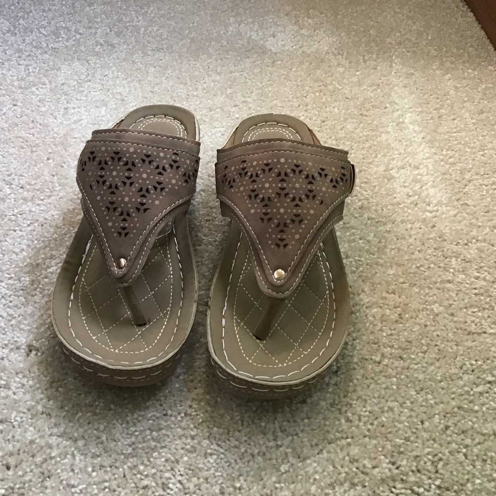 Women’s Brown Laser-Cut Thong Sandals